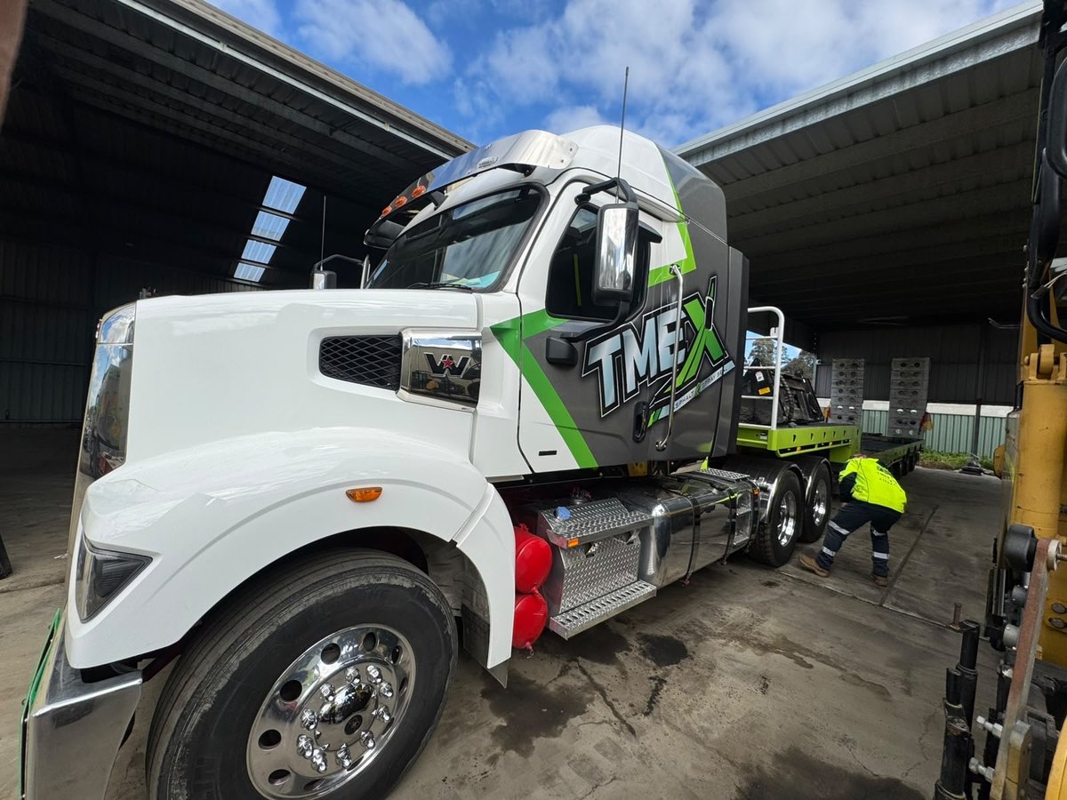 TMEX Group Western Star prime mover and float